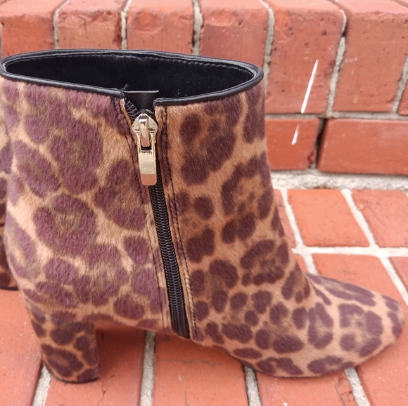 Nine West Brown & Tan Leopard Faux Fur Ankle Booties Women's Size 7.5 - Picture 10 of 14